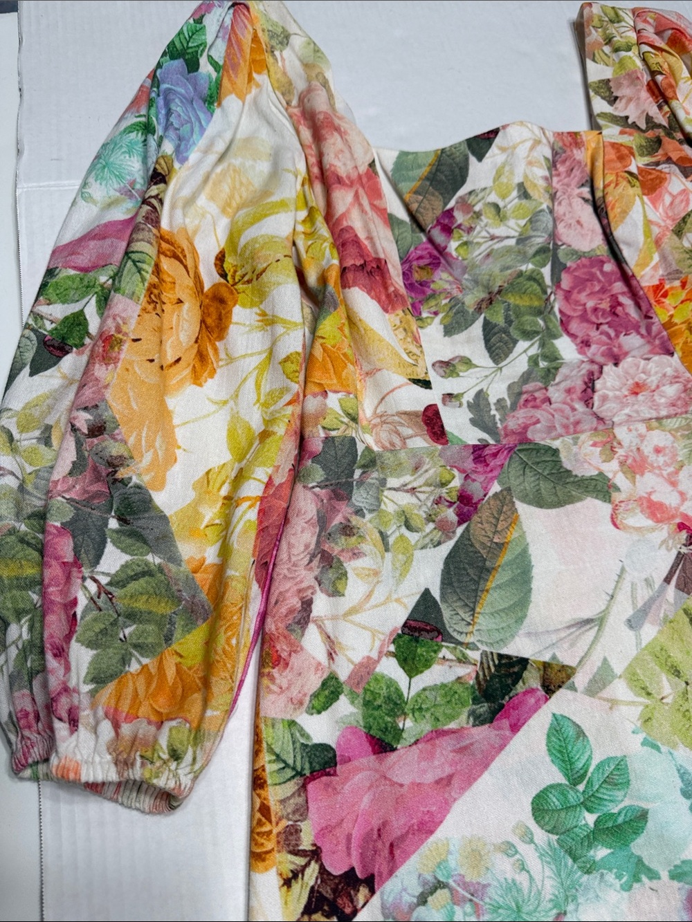 Vince Camuto Multicolor Floral Puff-Sleeve Mini Dress - Picture 3 of 15